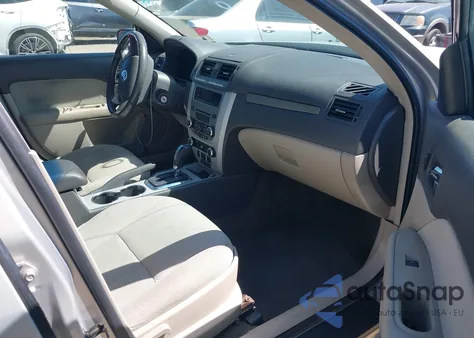 2010 Mercury Milan from USA, damaged, VIN 3MEHM0HA5AR665514